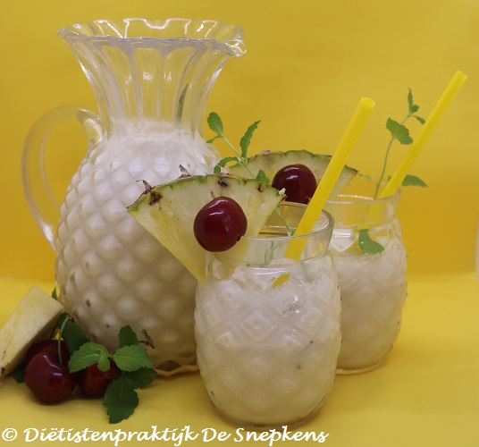 pina colada mocktail