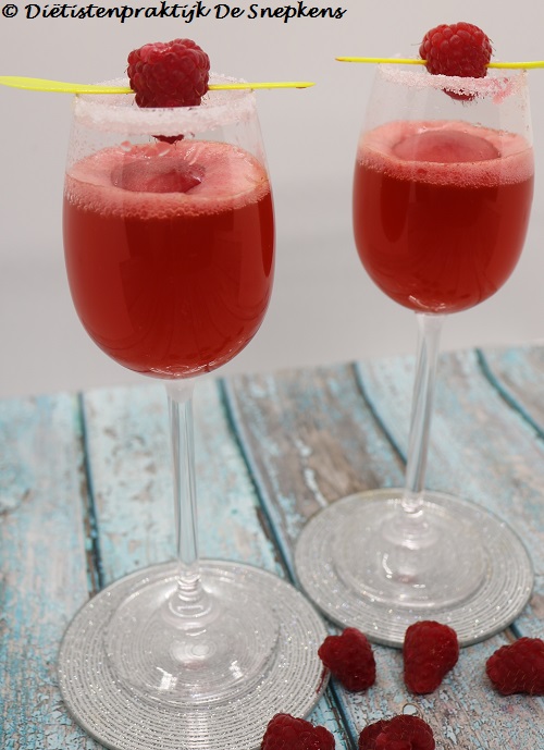 Raspberry-spiritz-mocktail
