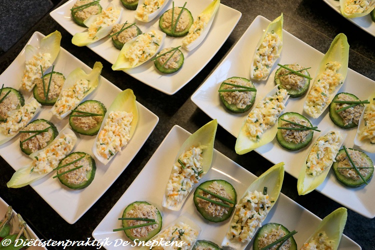 aperitiefhapjes witloof komkommer