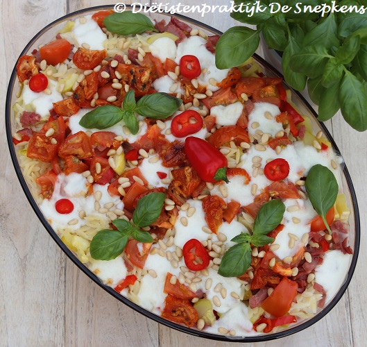 griekse pasta gerookte kalkoen