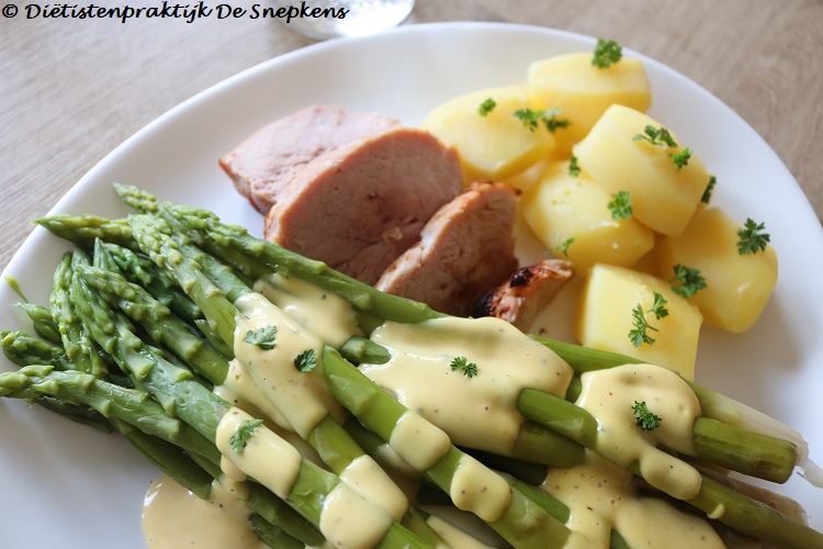 groene-asperges-mosterdsaus