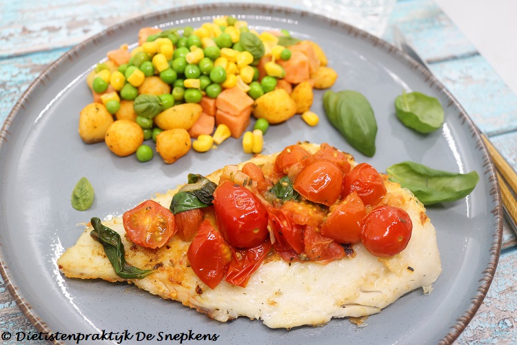 Kaapse-heek-tomaten-basilicum