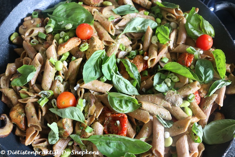 pasta-pesto-tomaat