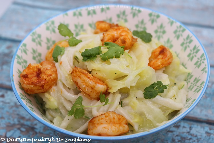 spitskool-scampi-noedels